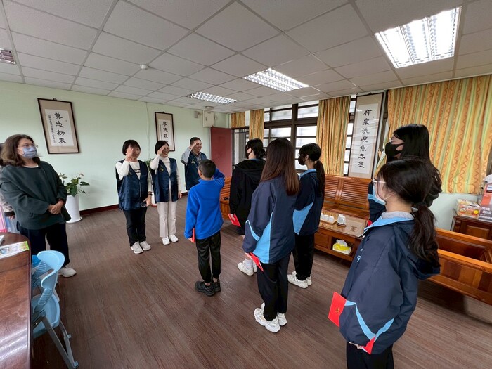 【向上向善，見證孩子的努力】感謝正覺教育基金會蒞臨本校頒發獎學金圖片